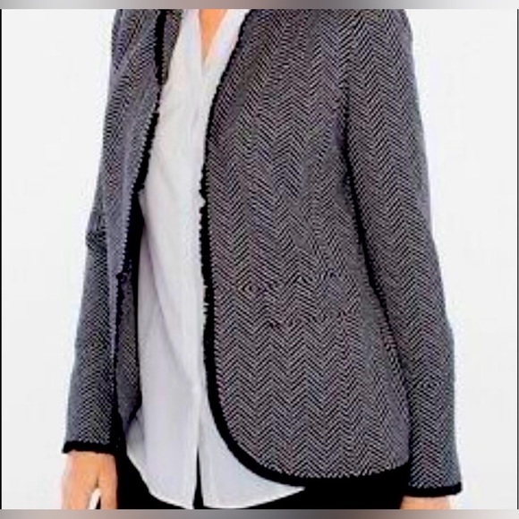 Chico’s Chevron Blazer with Black Trim SZ1 - Picture 2 of 9